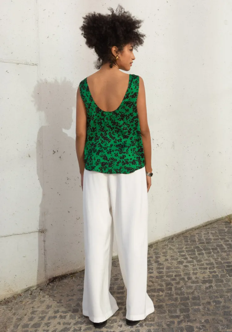 dbardeur_tejo_green_flowers_2.webp Store Débardeur TEJO Tops & Tees