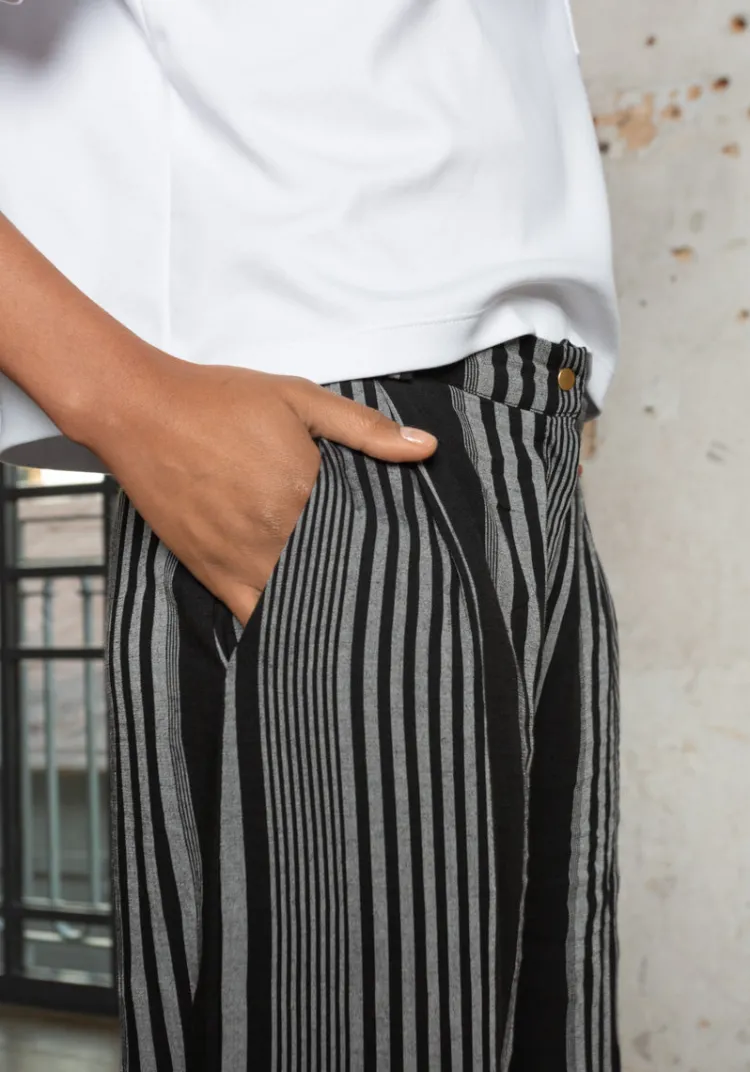 pantalon_alges_black_stripes_7.webp Sale Pantalon ALGES Pants