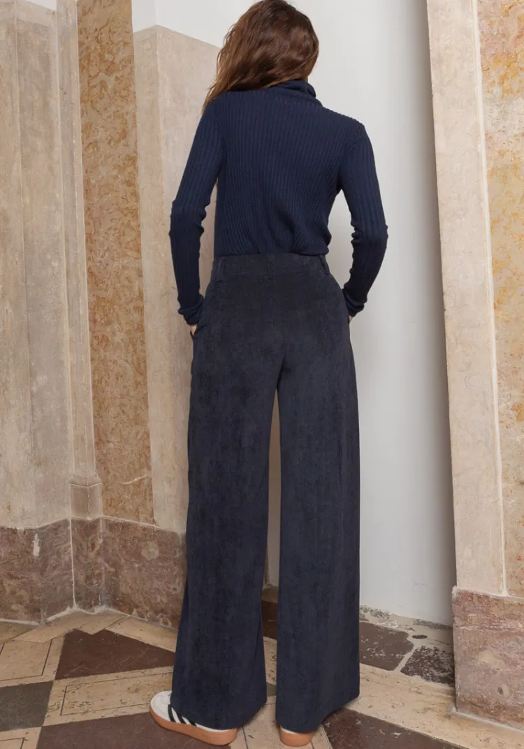 pantalon_alges_navy_stone_velvet_3.webp Store Pantalon ALGES Velvet Pants