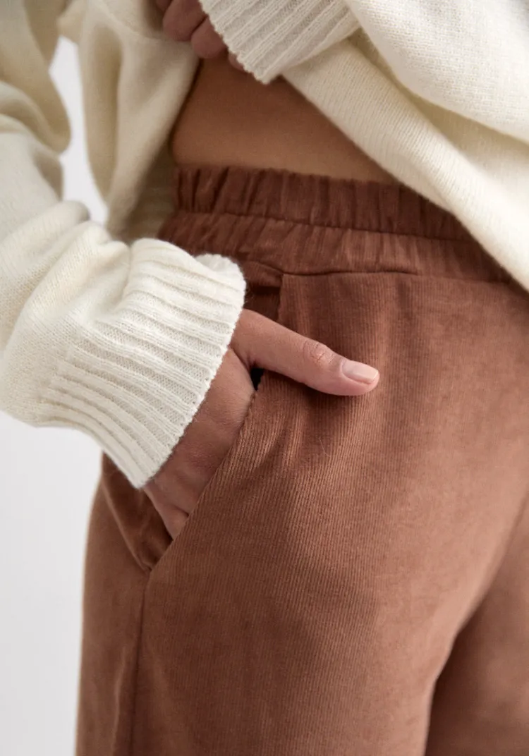 pantalon_lirio_velours_chestnut_6.webp Shop Pantalon LIRIO Velours Pants