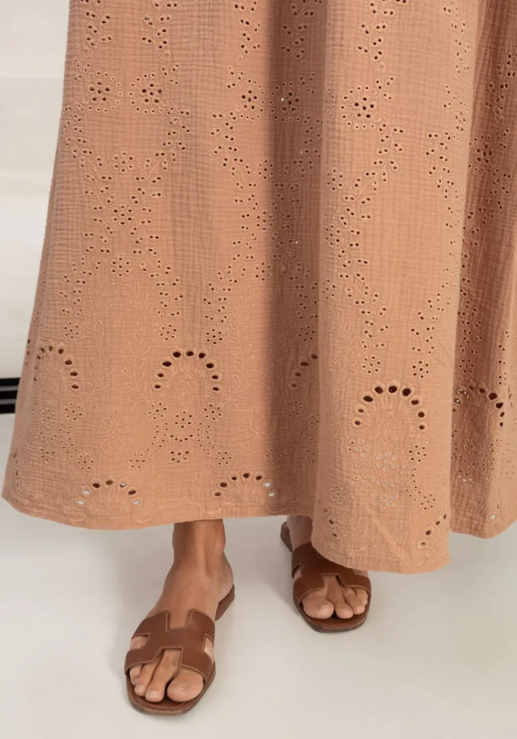 robe_mana_broderie_terracotta_4.webp Outlet Robe MANA Broderie Dresses