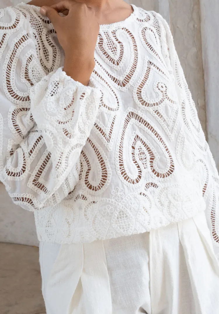 top_agua_broderie_6.webp Outlet Top AGUA Tops & Tees