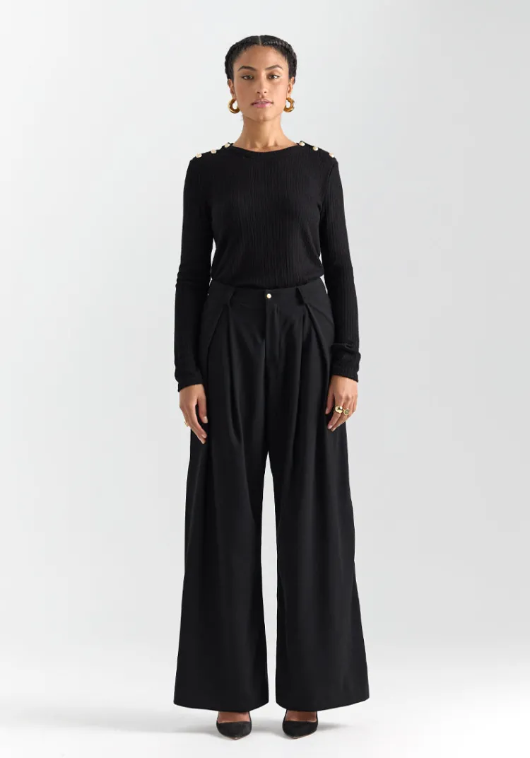 top_besso_black_3.webp Clearance Top BESSO Tops & Tees